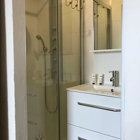 Port La Galere Apartment *